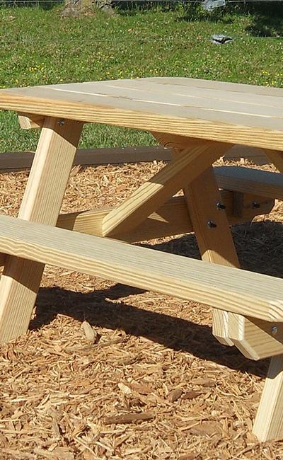 Smucker's Woodcraft Children's Picnic Table 