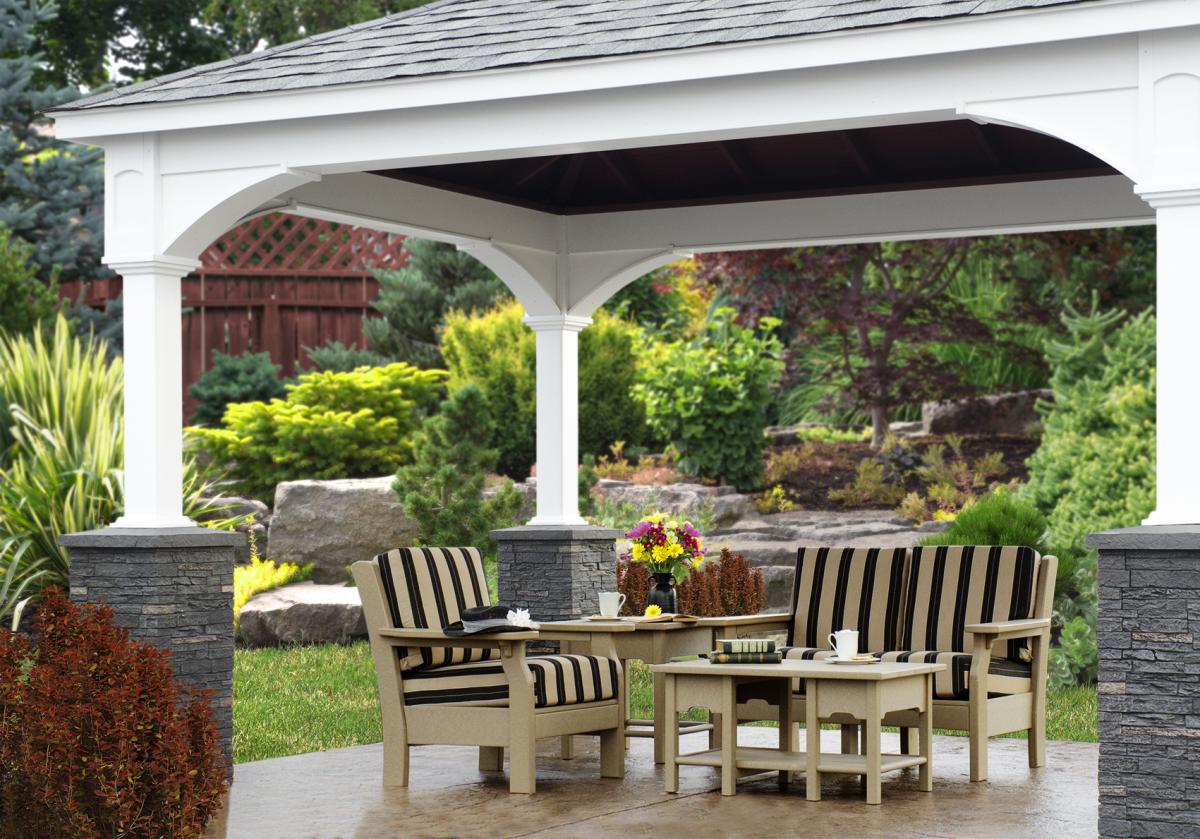 Amish Patio Furniture Manufacturers Redefine Their Products